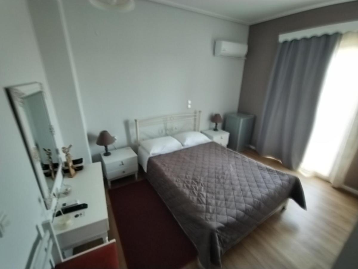 Hotel Διεθνές Захаро Экстерьер фото